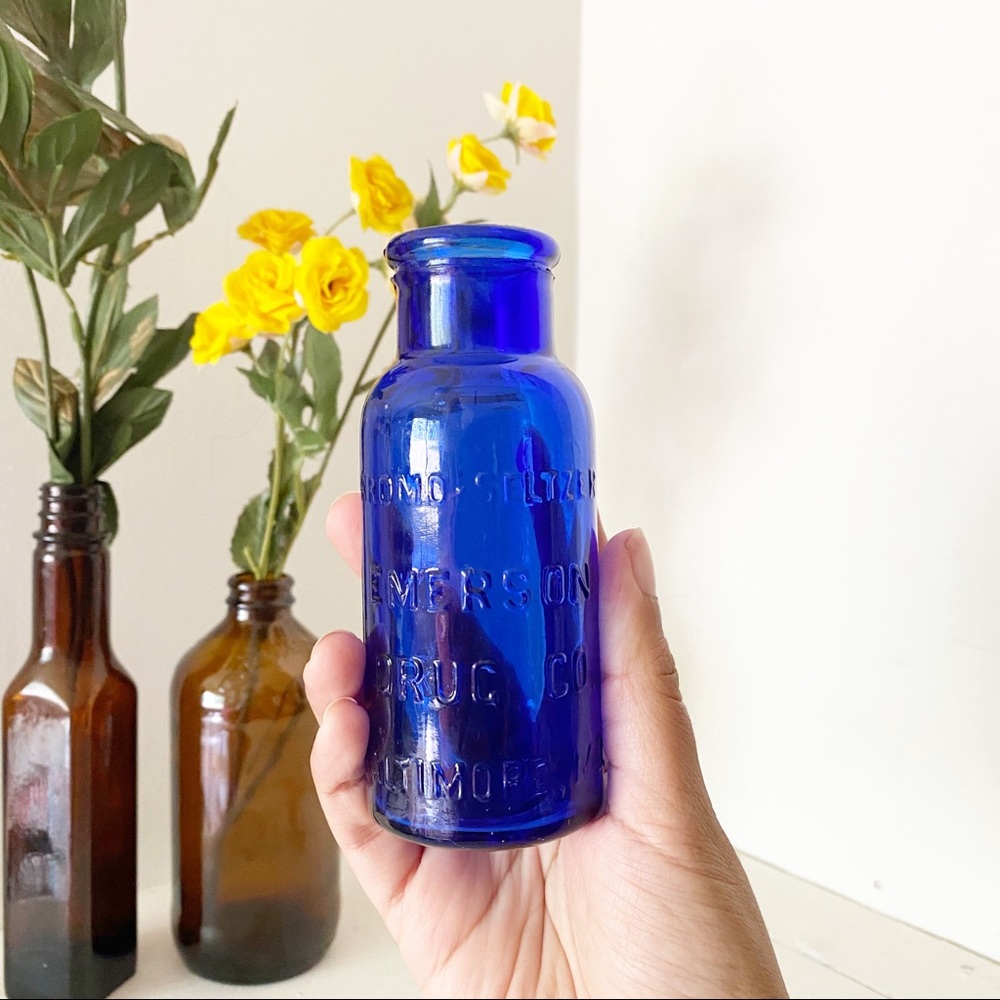 Vintage Blue Large Bromo Seltzer Bottle Me…